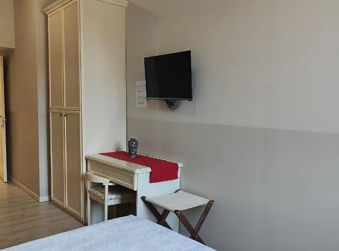 Angelica 招待所 3*