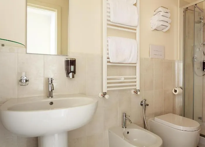 Angelica Πανσιόν Μπολόνια